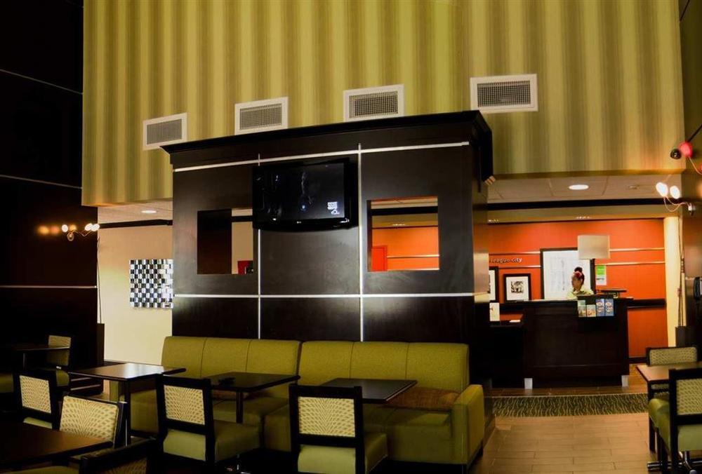 Hampton Inn & Suites Houston/League City Restaurant photo